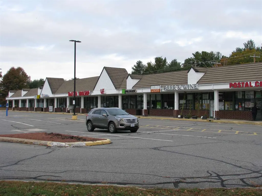 586 Nashua Street Milford NH 03055