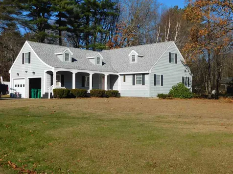 1 Concord Way Rochester NH 03867