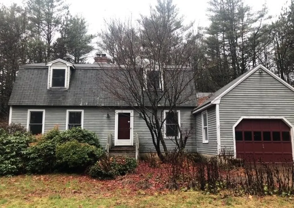 162 Farrarville Road Belmont NH 03220