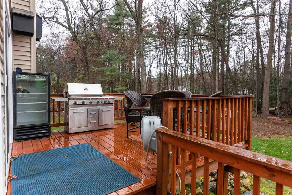 4 Eagle Drive Merrimack NH 03054