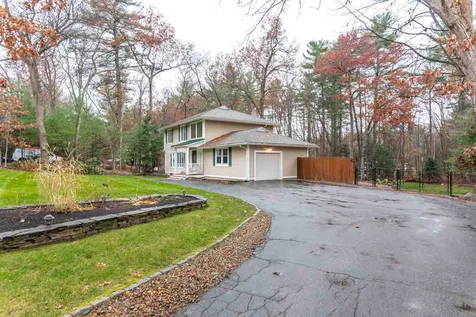 4 Eagle Drive Merrimack NH 03054