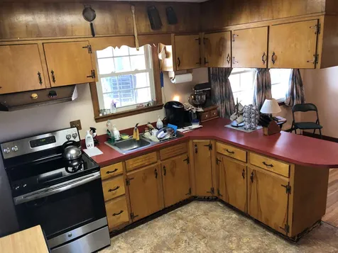 821 N Hemlock Road Charlestown NH 03603