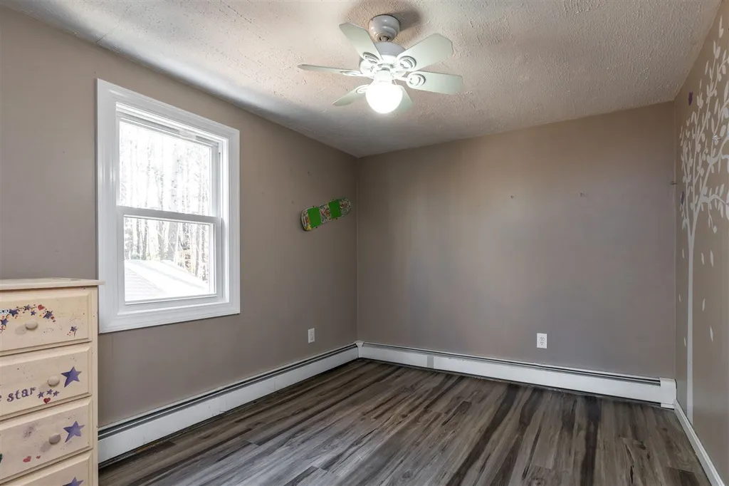 9 Walnut Hill Drive Raymond NH 03077