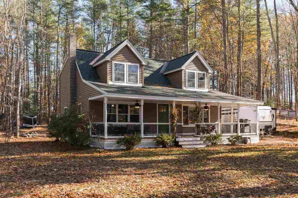 9 Walnut Hill Drive Raymond NH 03077