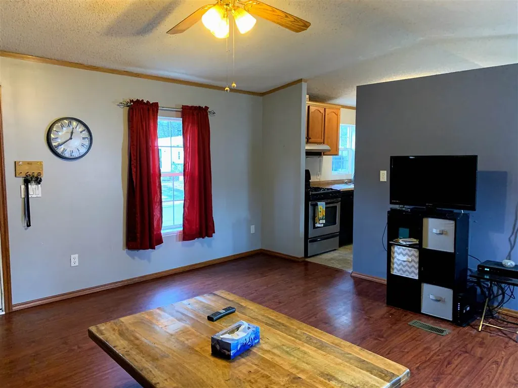 17 Hubbard Road Deering NH 03244