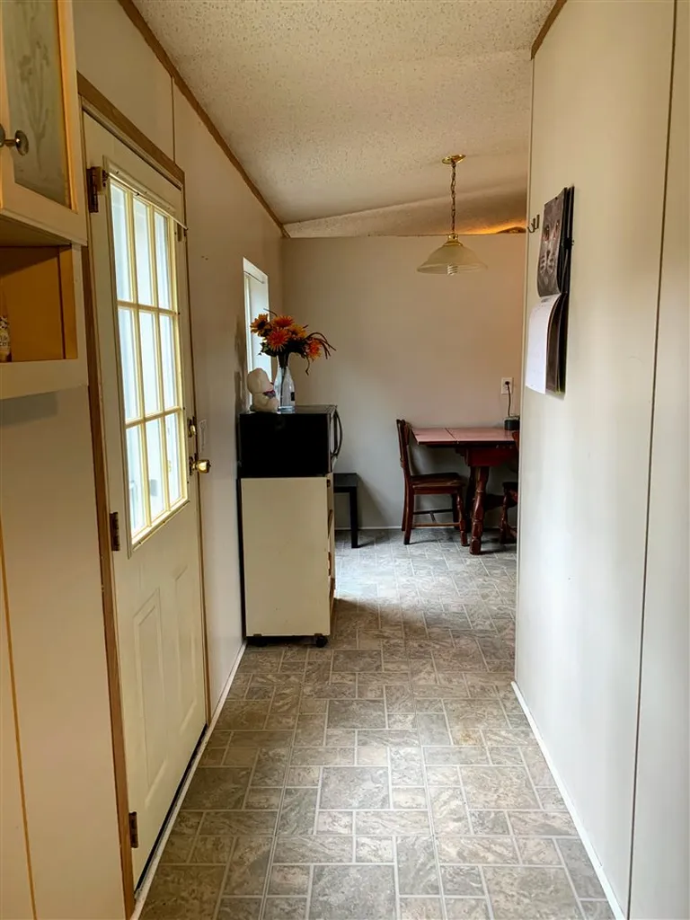 17 Hubbard Road Deering NH 03244