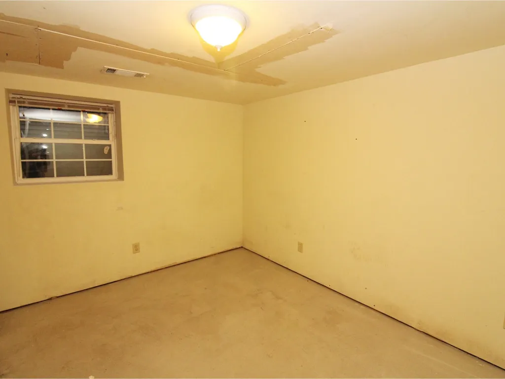 4 Waverly Street Essex Junction VT 05452