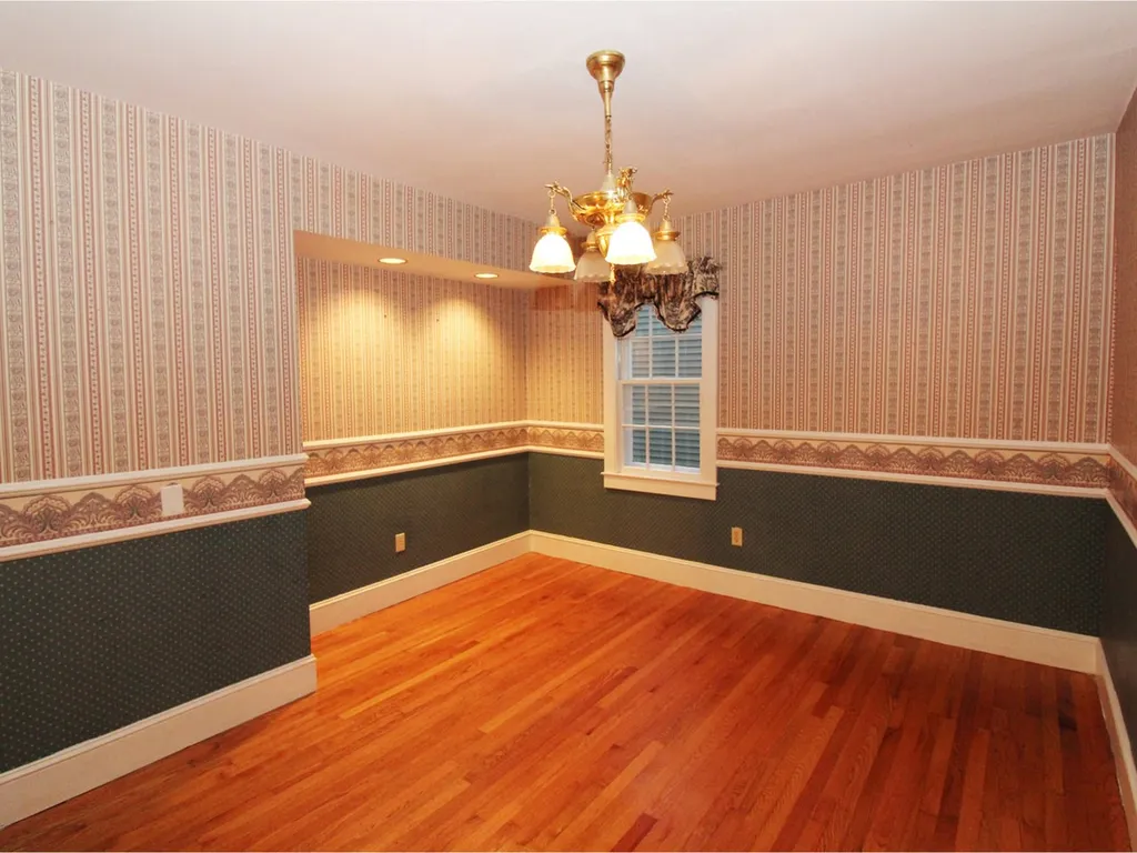 4 Waverly Street Essex Junction VT 05452