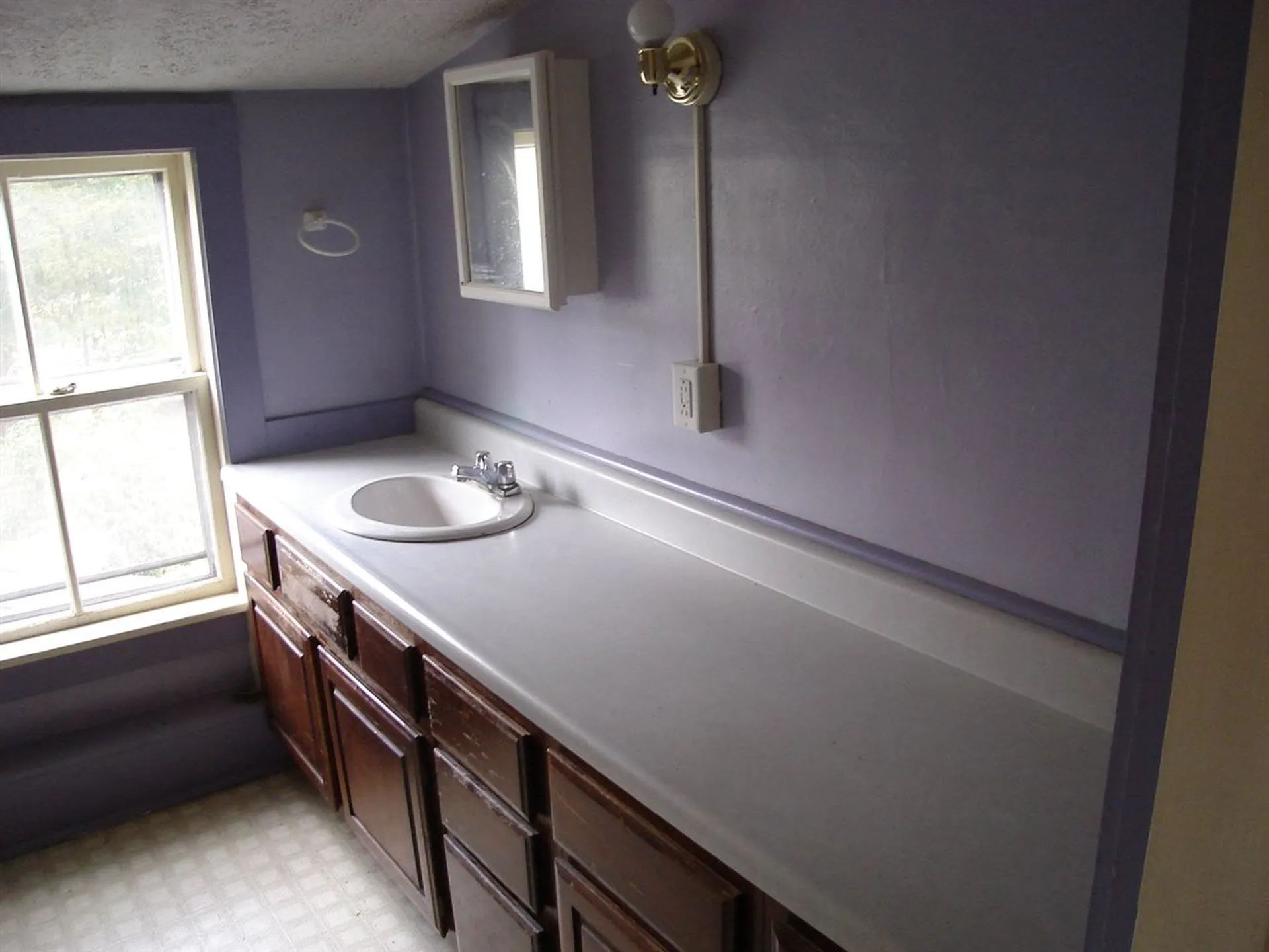 33 Bay Road Newmarket NH 03857