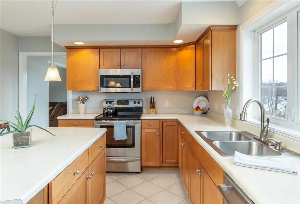 566 Country Club Drive South Burlington VT 05403