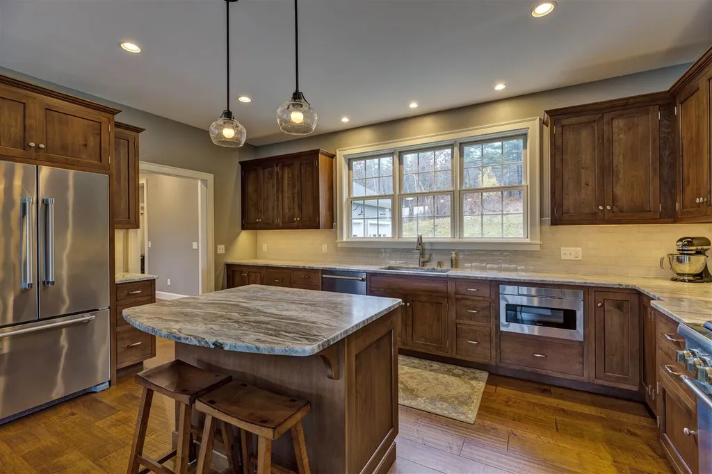 611 Waukeena Lake Road Danbury NH 03230