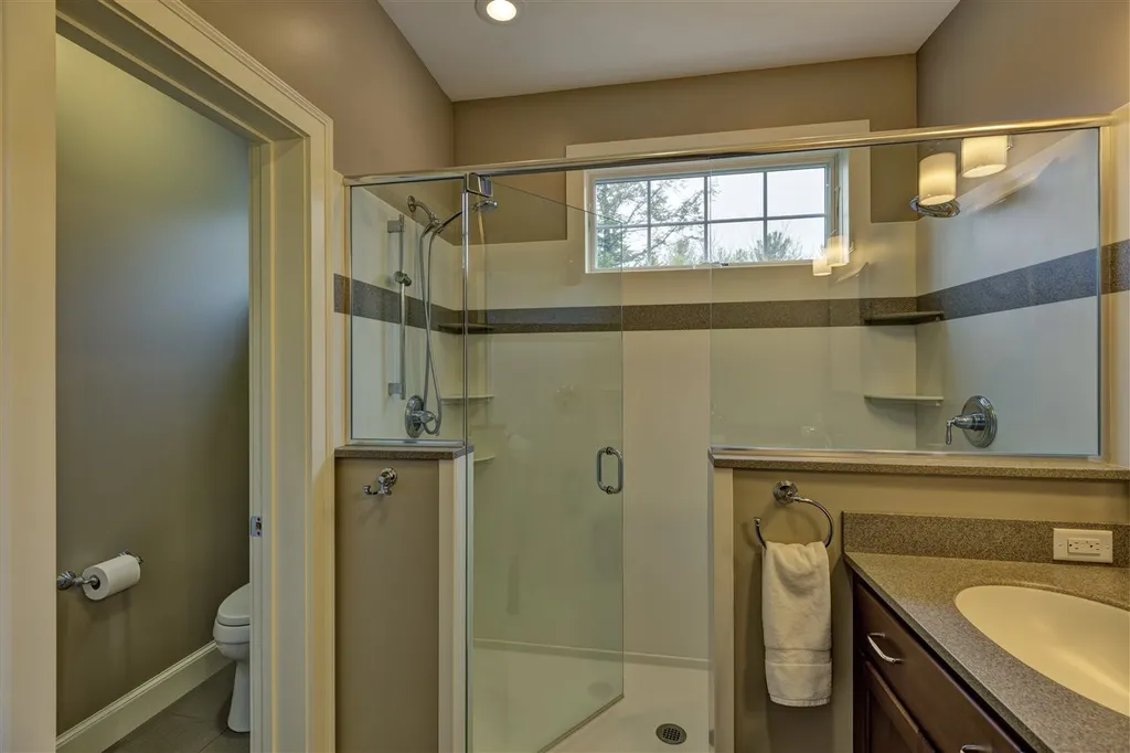 611 Waukeena Lake Road Danbury NH 03230