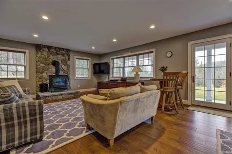 611 Waukeena Lake Road Danbury NH 03230