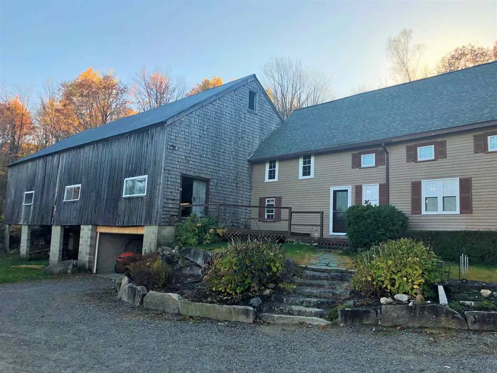 236 Tolend Road Barrington NH 03825