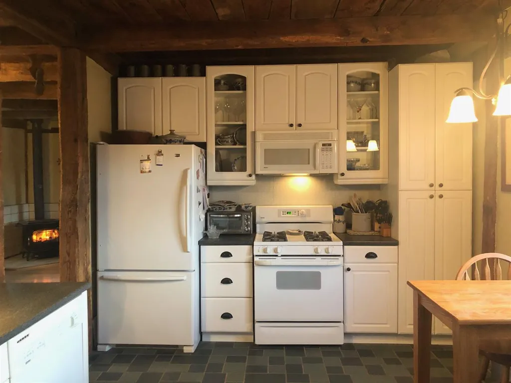 236 Tolend Road Barrington NH 03825