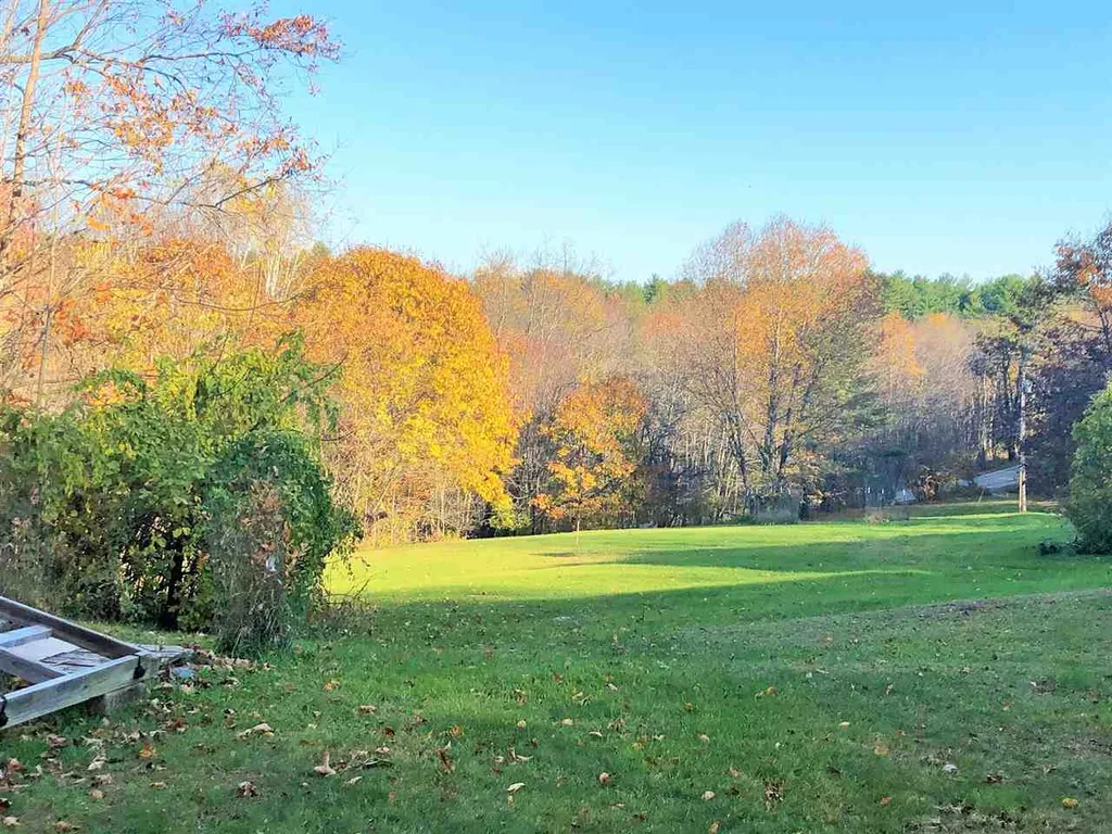 236 Tolend Road Barrington NH 03825