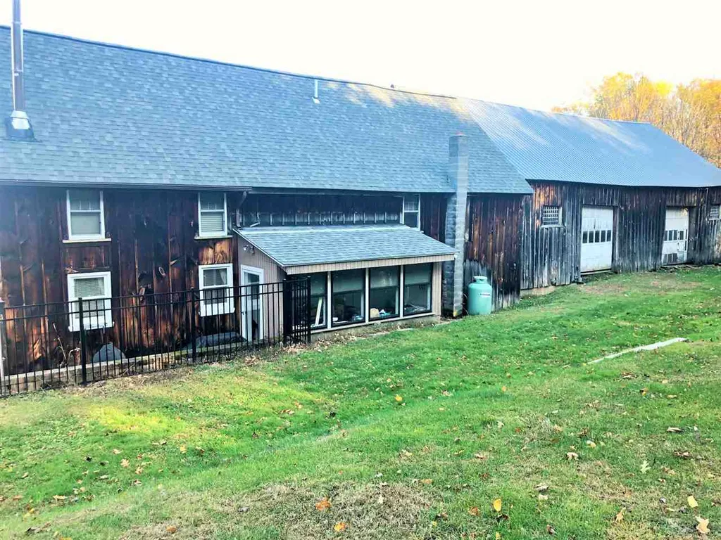 236 Tolend Road Barrington NH 03825