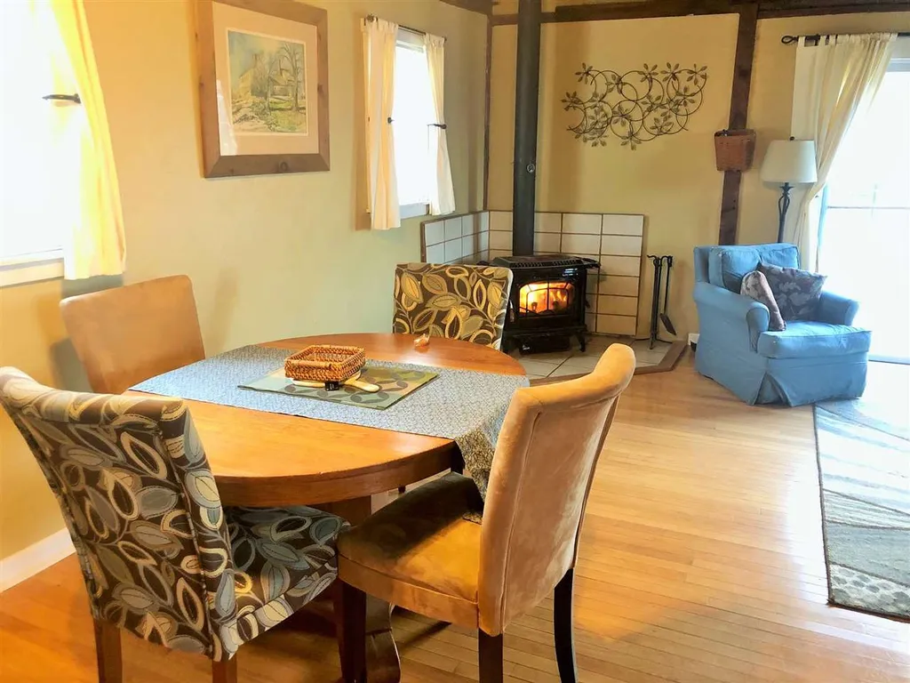236 Tolend Road Barrington NH 03825