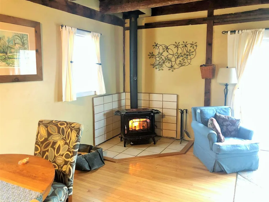 236 Tolend Road Barrington NH 03825