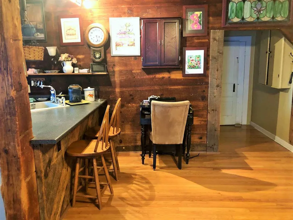 236 Tolend Road Barrington NH 03825
