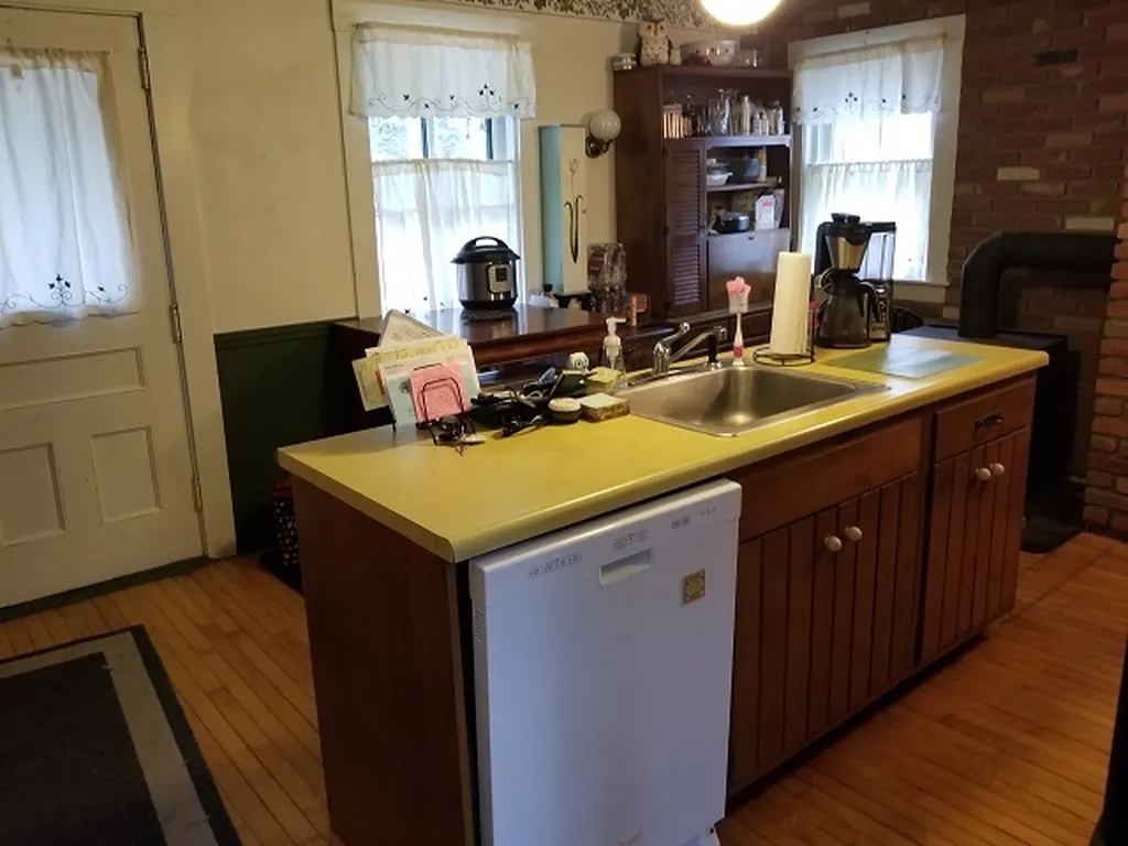 85 Water Street Marlborough NH 03455