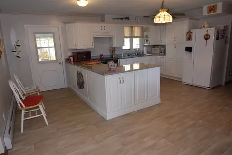 748 Coolidge Avenue Manchester NH 03102