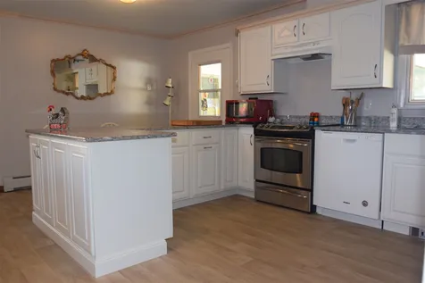 748 Coolidge Avenue Manchester NH 03102