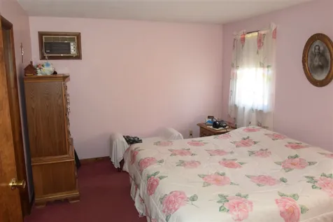 748 Coolidge Avenue Manchester NH 03102