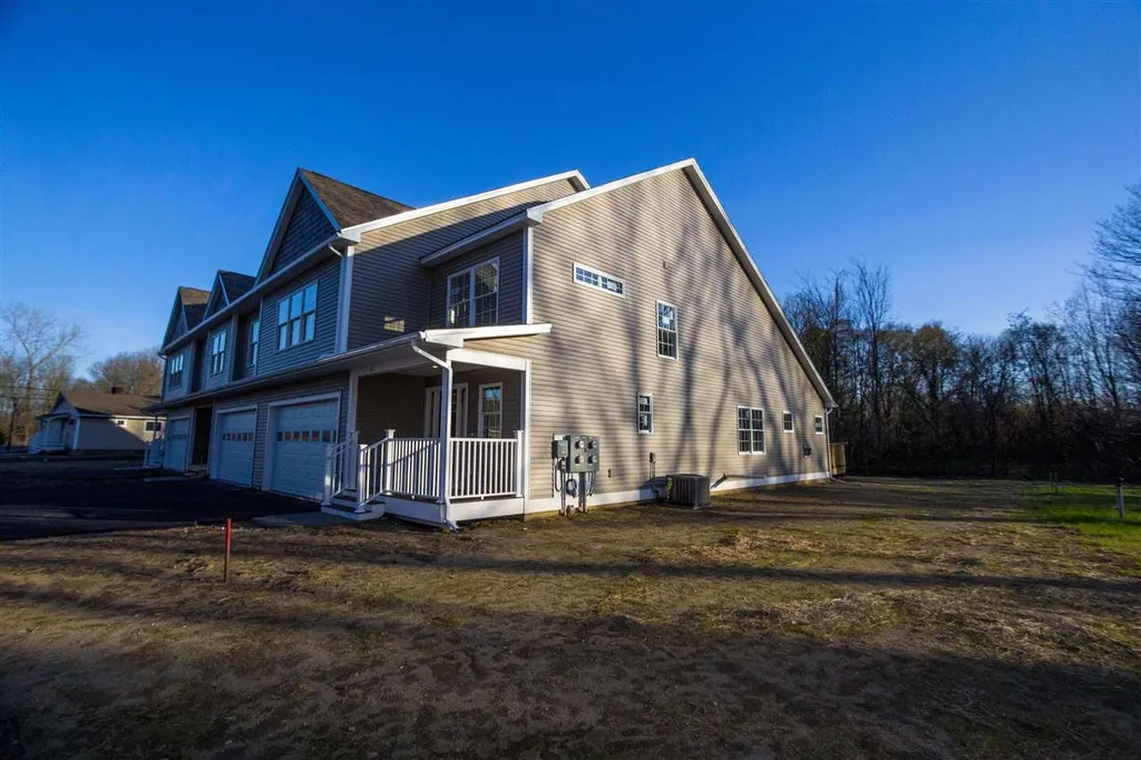 53 Clover Lane Colchester VT 05446