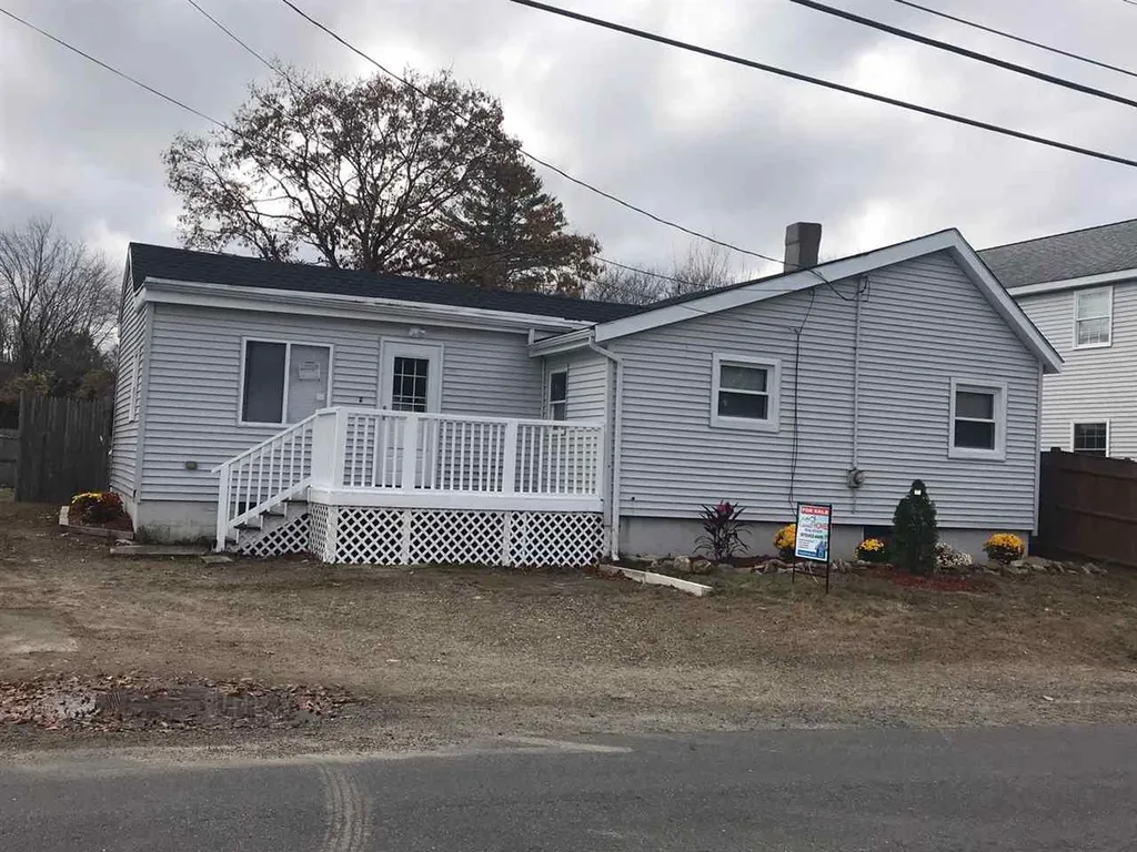 110 S Main Street Seabrook NH 03874