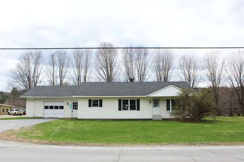 633 Gilman Road Lyndon VT 05851