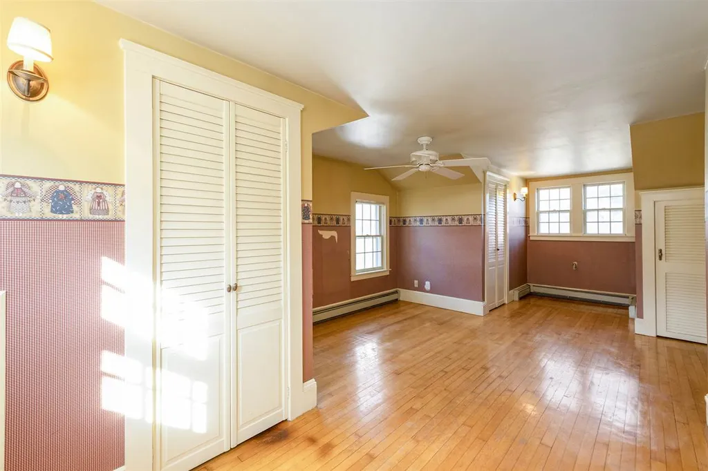 7 Anniversary Hill Road Alton NH 03810
