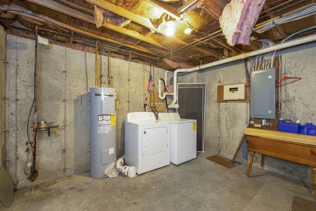 266 Endicott N Street Laconia NH 03246