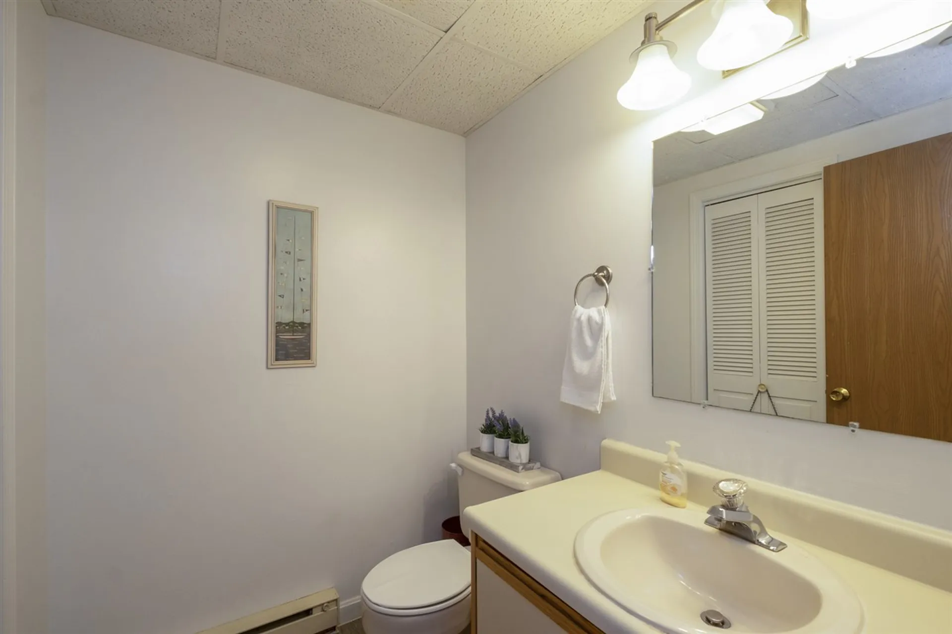 266 Endicott N Street Laconia NH 03246