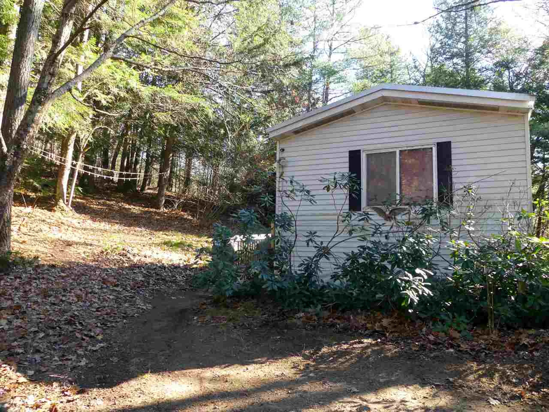 42 Pine Gate Road Plymouth NH 03264-3312