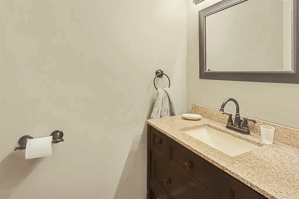 237 Webster Street Hudson NH 03051