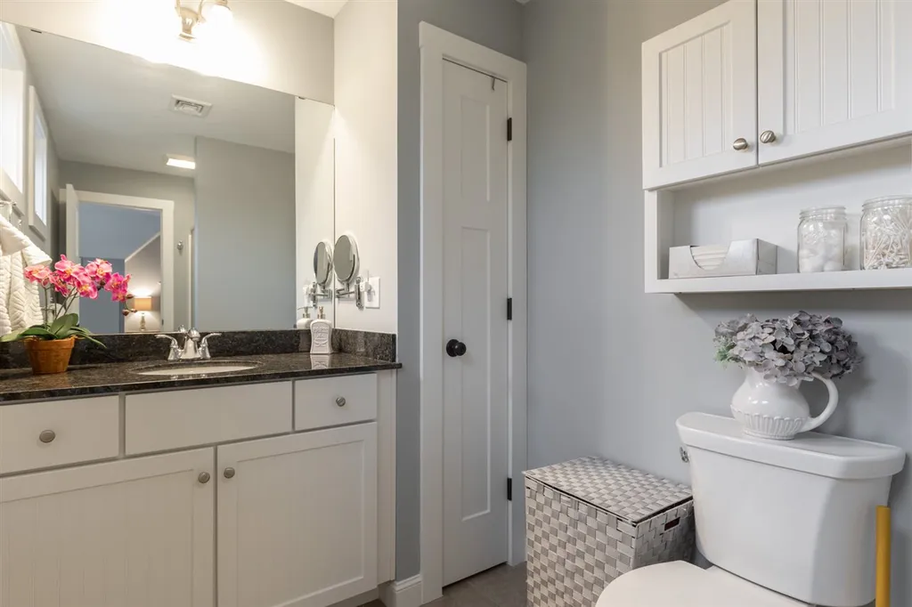 2 Winslow Drive Exeter NH 03833