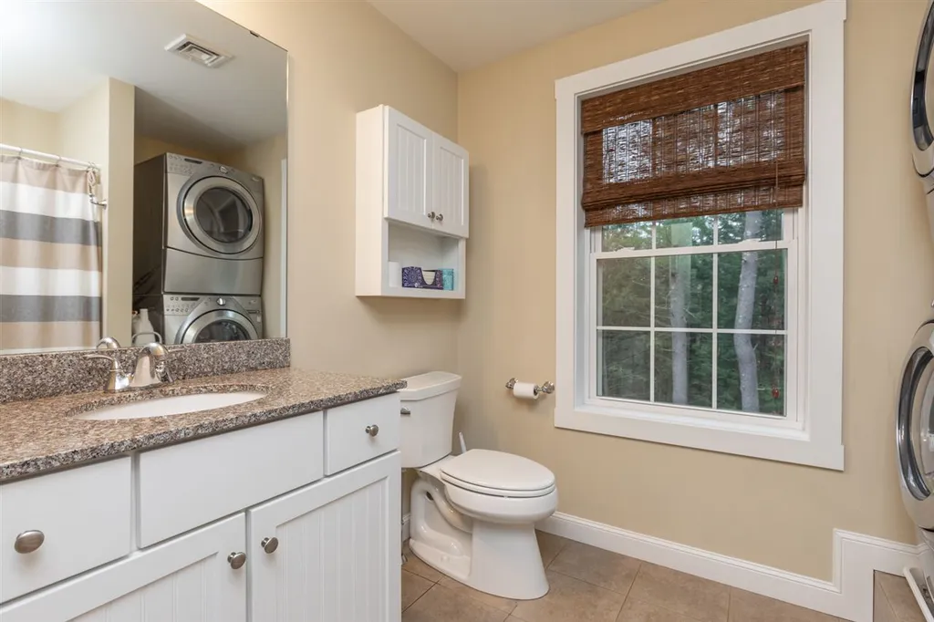 2 Winslow Drive Exeter NH 03833