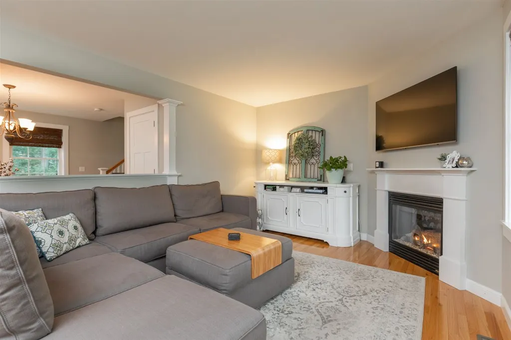 2 Winslow Drive Exeter NH 03833