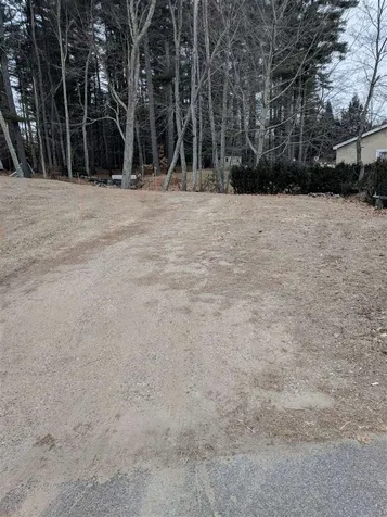28 Lawrence Road Salem NH 03079