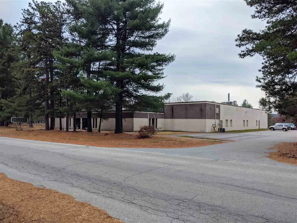 7 Northern Boulevard Amherst NH 03031
