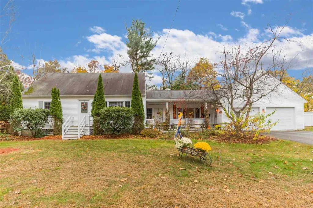 11 Chabot Street Somersworth NH 03878