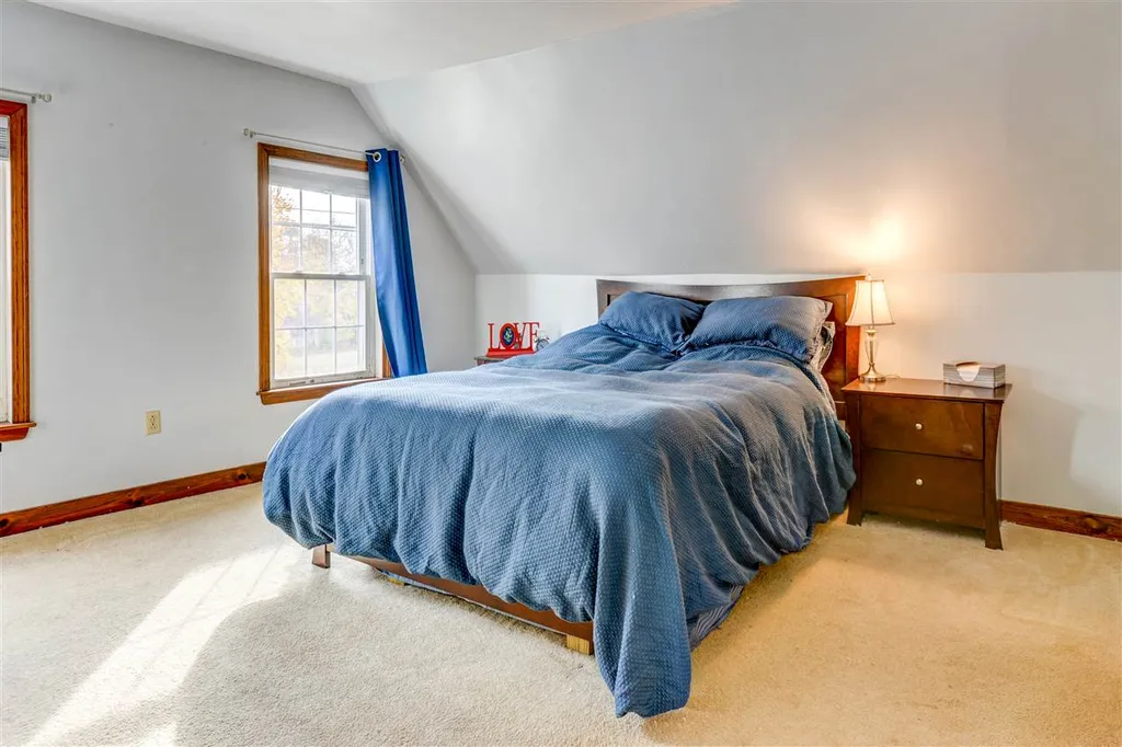 4 Harriman Road Raymond NH 03077