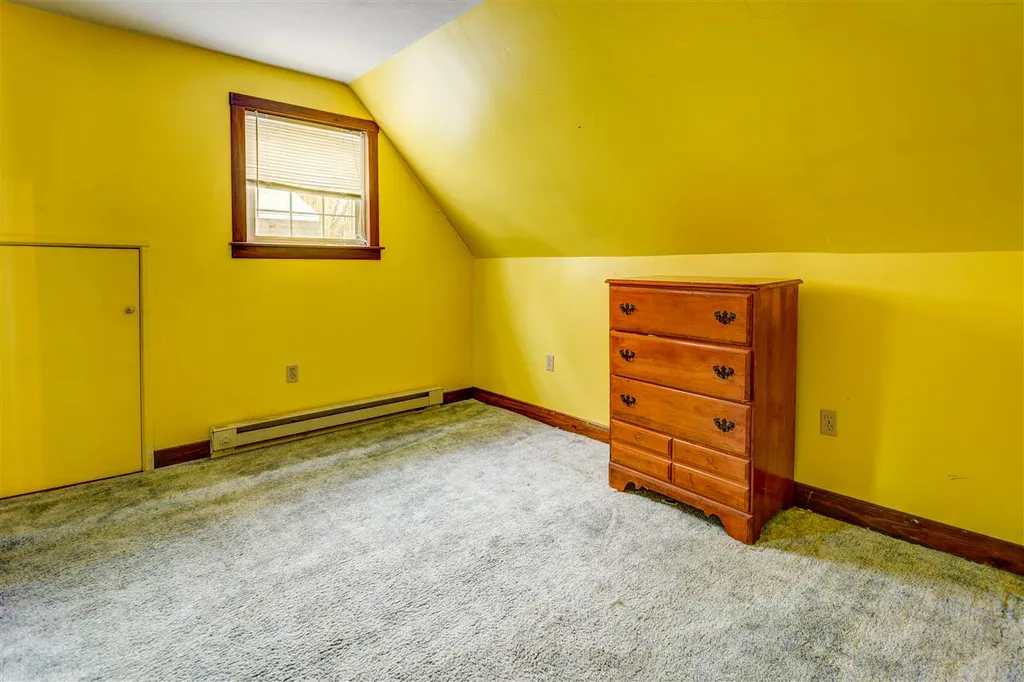 4 Harriman Road Raymond NH 03077