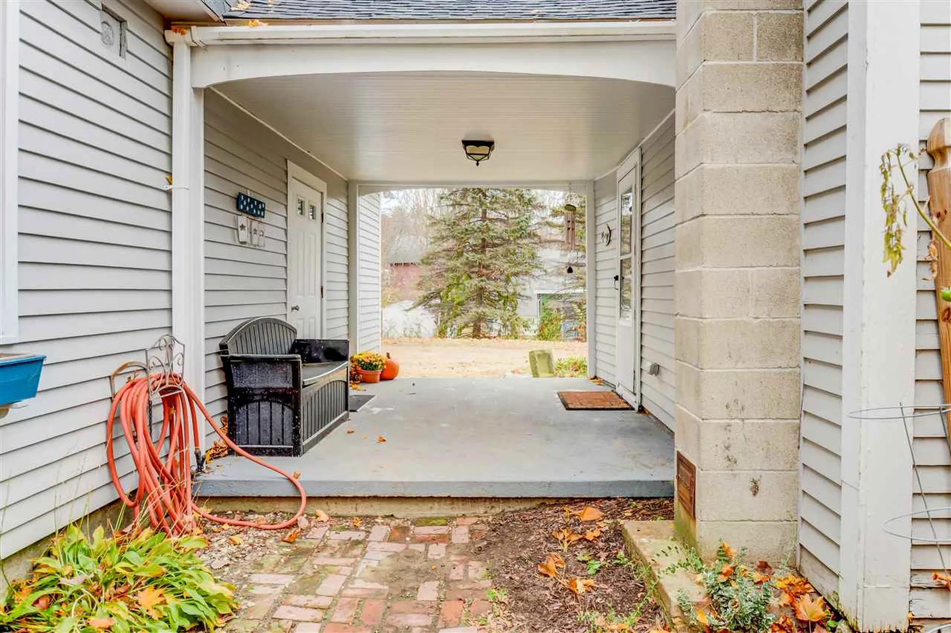 4 Harriman Road Raymond NH 03077