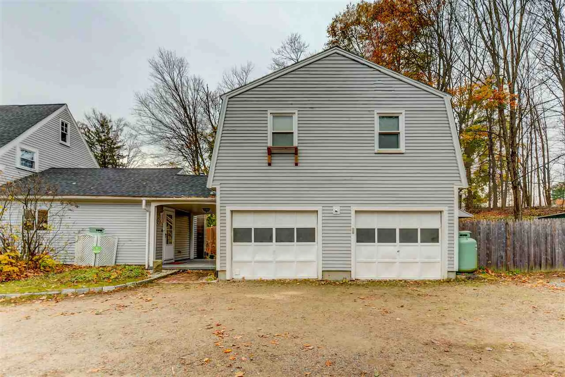 4 Harriman Road Raymond NH 03077
