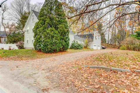 4 Harriman Road Raymond NH 03077