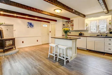 4 Harriman Road Raymond NH 03077