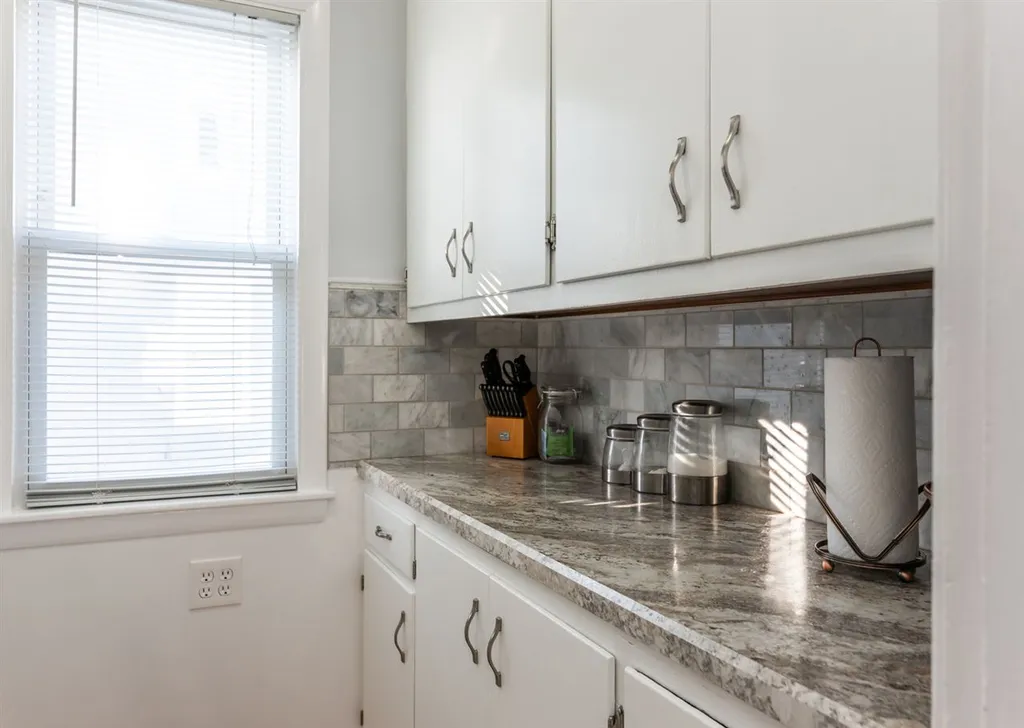 853 Somerville Street Manchester NH 03103