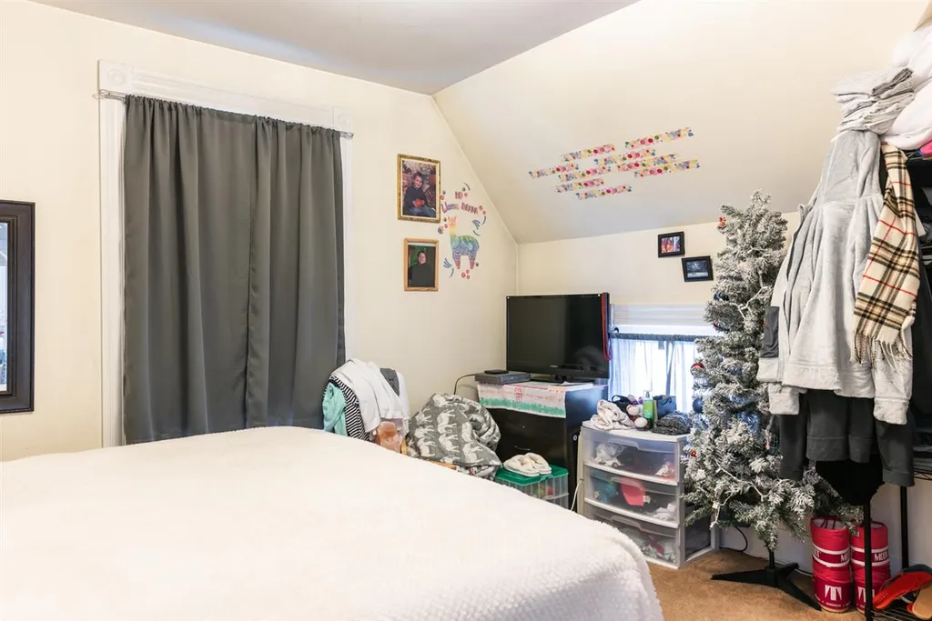 853 Somerville Street Manchester NH 03103